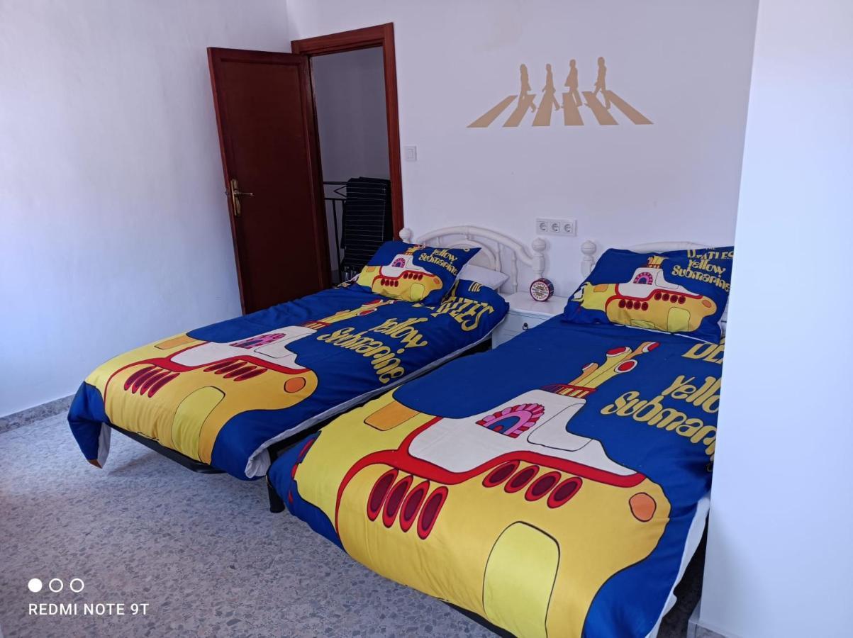 Casa Beatles Del Valle *